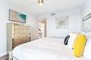 Lake Views At Blue Heron