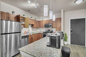 Private Ensuite Near The Pearl