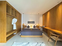 Silk Umalas by Nagisa Bali