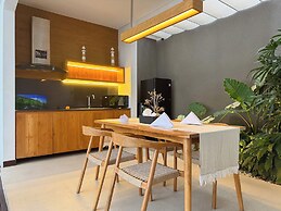 Silk Umalas by Nagisa Bali