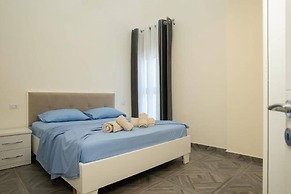 Exclusive Seafront Duplex With Jacuzzi