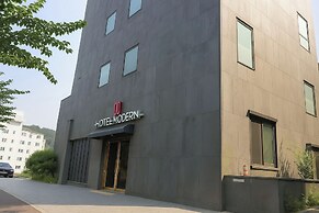 Modern Hotel