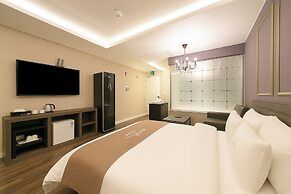 Modern Hotel