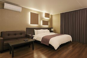 Modern Hotel