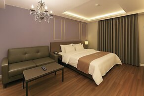 Modern Hotel