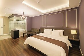 Modern Hotel