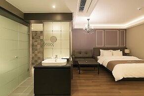 Modern Hotel