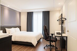 Modern Hotel