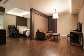 Modern Hotel