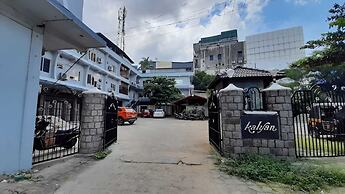 Kalyan Tourist Home