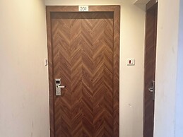 Hotel Sahara Residency