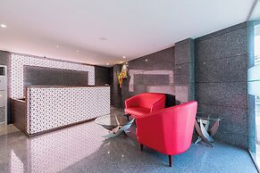 Hotel Seven Oaks
