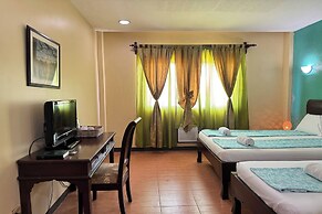 Ovemar Resort Hotel Near Vigan