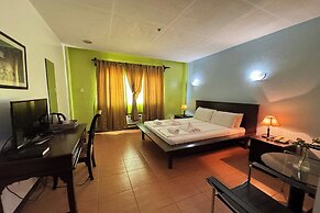 Ovemar Resort Hotel Near Vigan