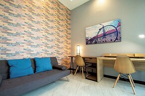 Penny - Farthing Pool Villa