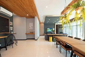 Penny - Farthing Pool Villa