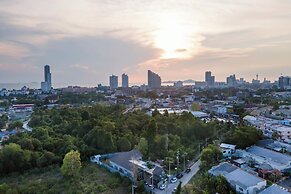 Penny - Farthing Pool Villa