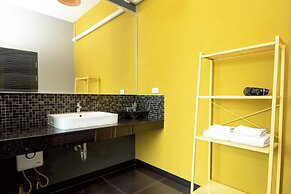 Penny - Farthing Pool Villa