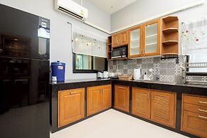 Penny - Farthing Pool Villa