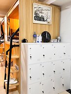 Waveflo Hostel