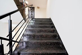 Fabhotel Kamran Residency