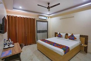 Fabhotel Starlight Sanctuary