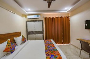 Fabhotel Starlight Sanctuary