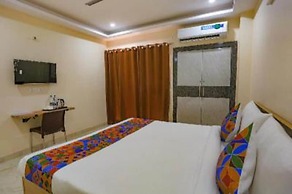 Fabhotel Starlight Sanctuary