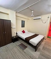 Fabhotel Kolstay Inn