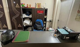 Fabhotel Kolstay Inn