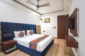 Fabhotel Golden Eye Inn