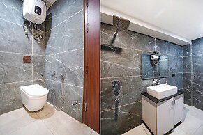 Fabhotel Golden Eye Inn