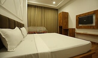 Fabhotel Amar Villa