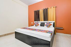 Fabhotel Rb Palace