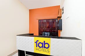 Fabhotel Rb Palace