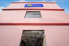 Fabhotel Padmakar Kashi