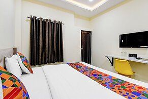 Fabhotel Padmakar Kashi