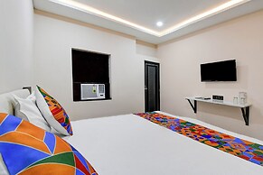 Fabhotel Padmakar Kashi