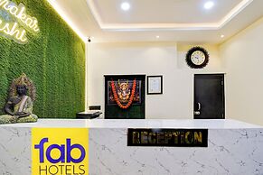 Fabhotel Padmakar Kashi