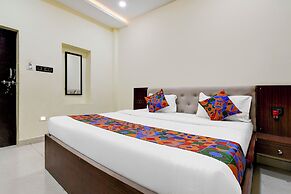 Fabhotel Padmakar Kashi