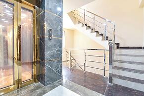 Fabhotel Royal Portico