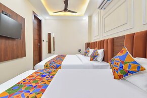 Fabhotel Royal Portico