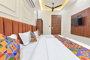 Fabhotel Royal Portico