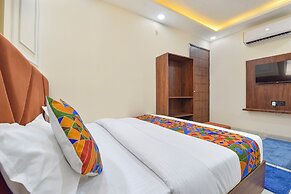 Fabhotel Royal Portico