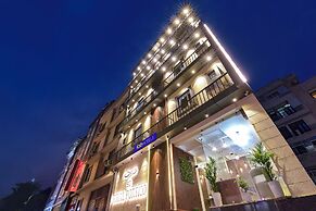 Fabhotel Royal Portico