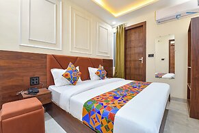 Fabhotel Royal Portico