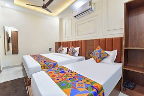 Fabhotel Royal Portico