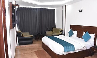 Fabhotel Burans Residency