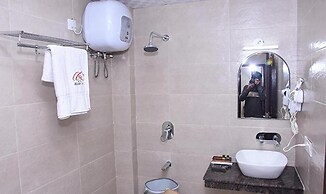 Fabhotel Burans Residency