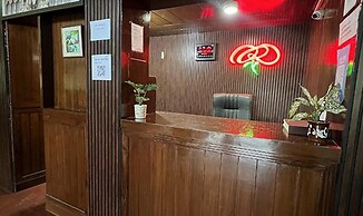 Fabhotel Burans Residency